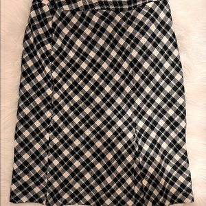 Merona skirt ,black and white color 🖤🤍